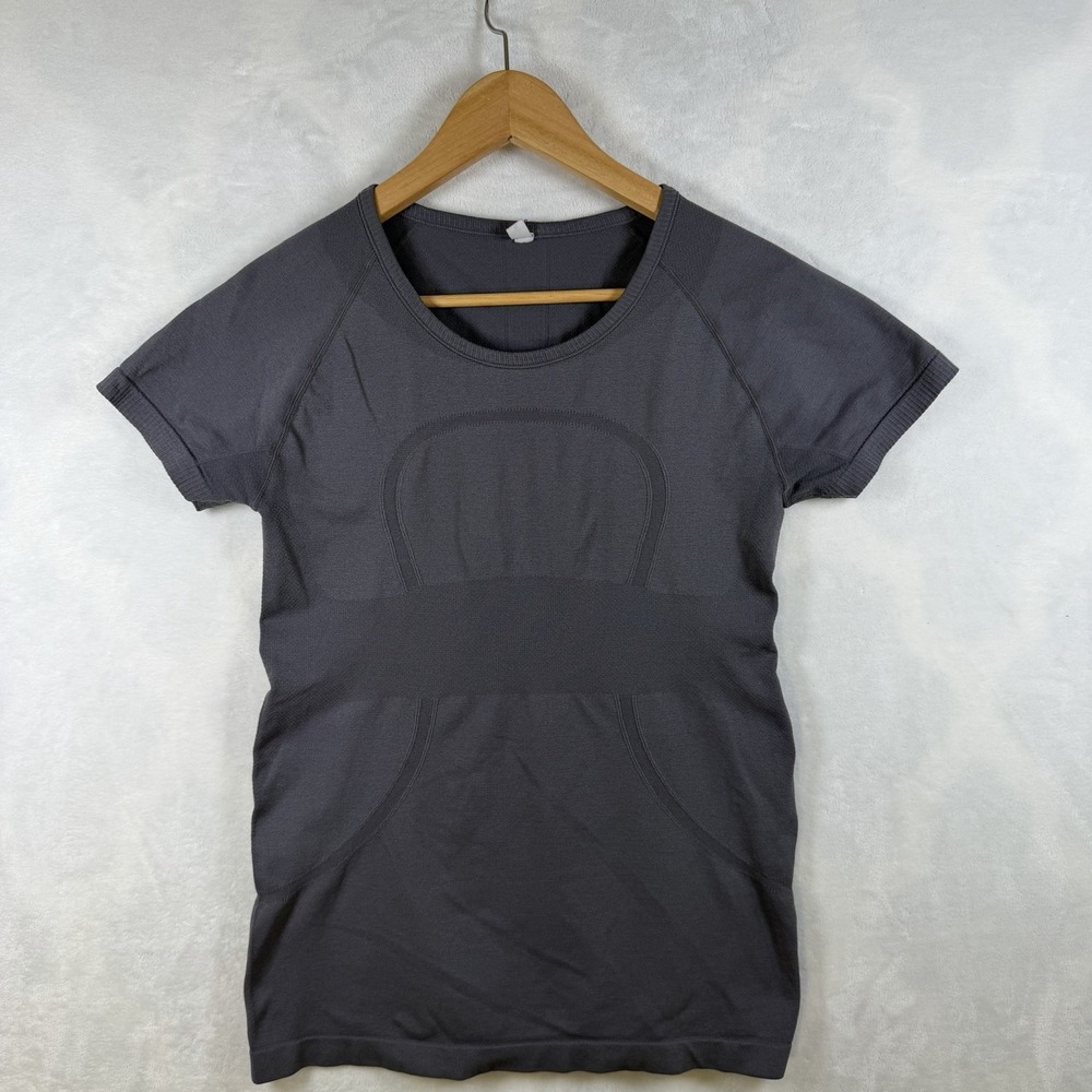 Lululemon Swiftly Tech Short Sleeve Seamless Shirt 2.0, Gray, Women's Size 8